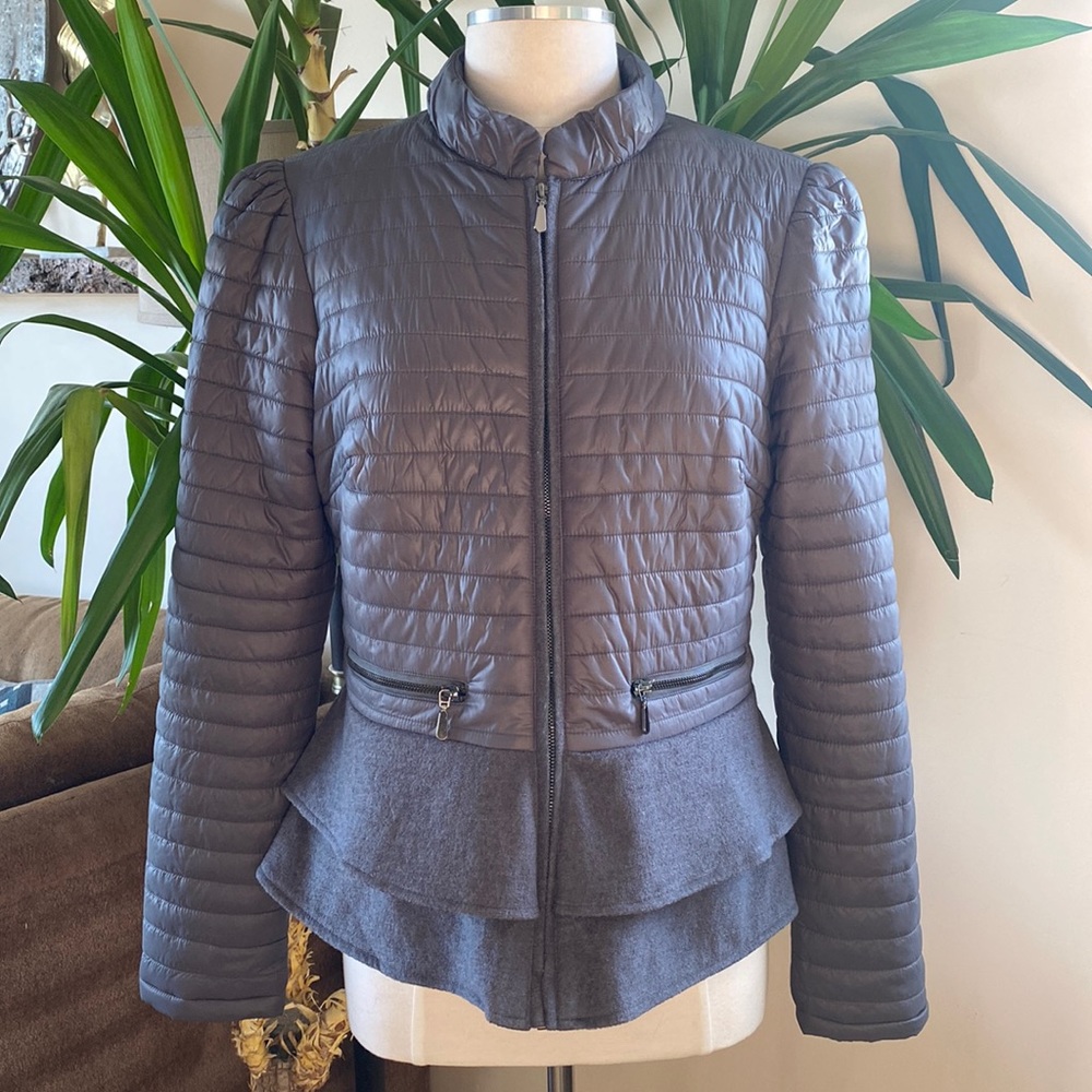 Be by Blanc Noir Grey Peplum style fitted puffer jacket in Large